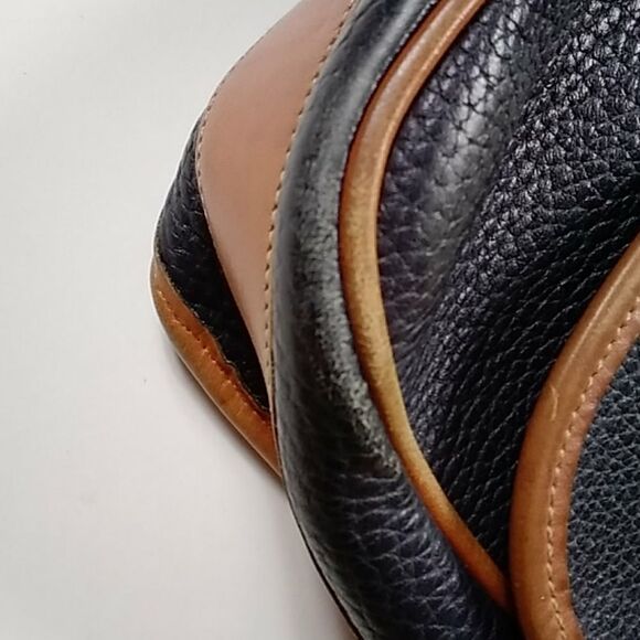 VTG,DOONEY ROURKE LEATHER WOMEN'S BAG - Picture 10 of 12